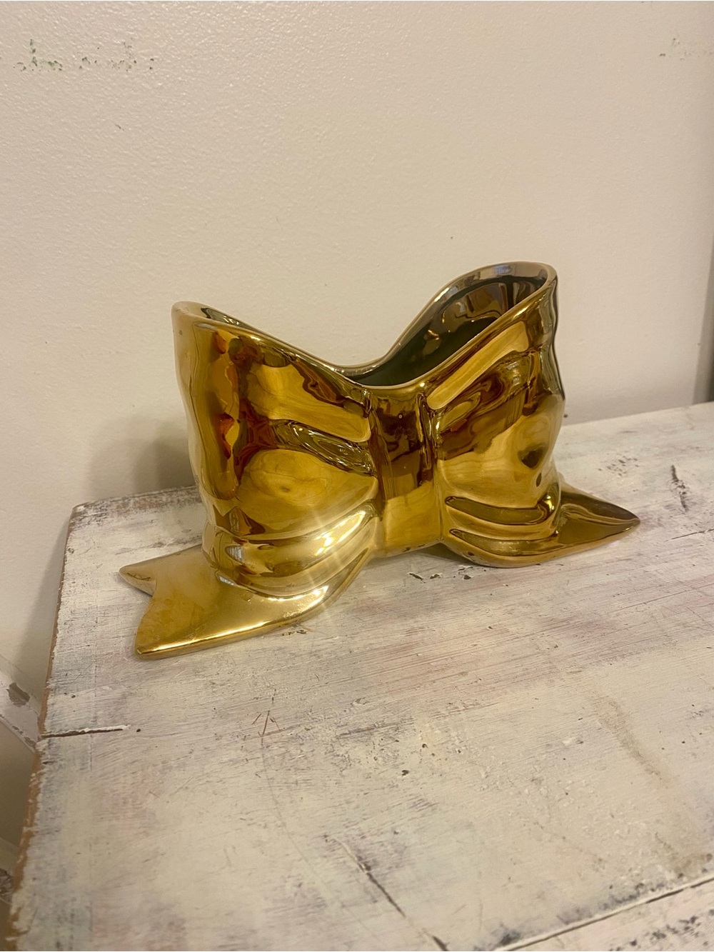 Gold Bow Vase